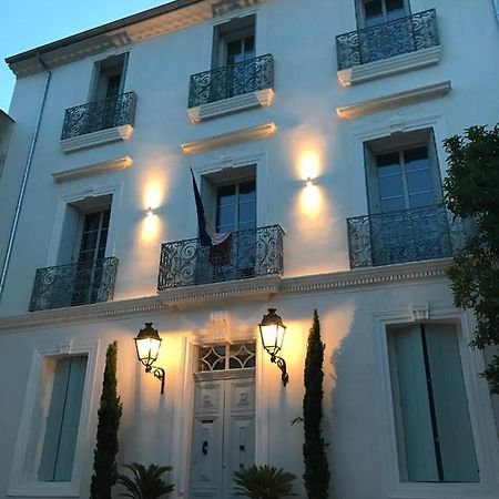 Lazare Maison De Maitre: Upscale Apartments with Private Parking near Historic Béziers Exterior photo