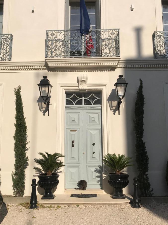 Lazare Maison De Maitre: Upscale Apartments with Private Parking near Historic Béziers Exterior photo